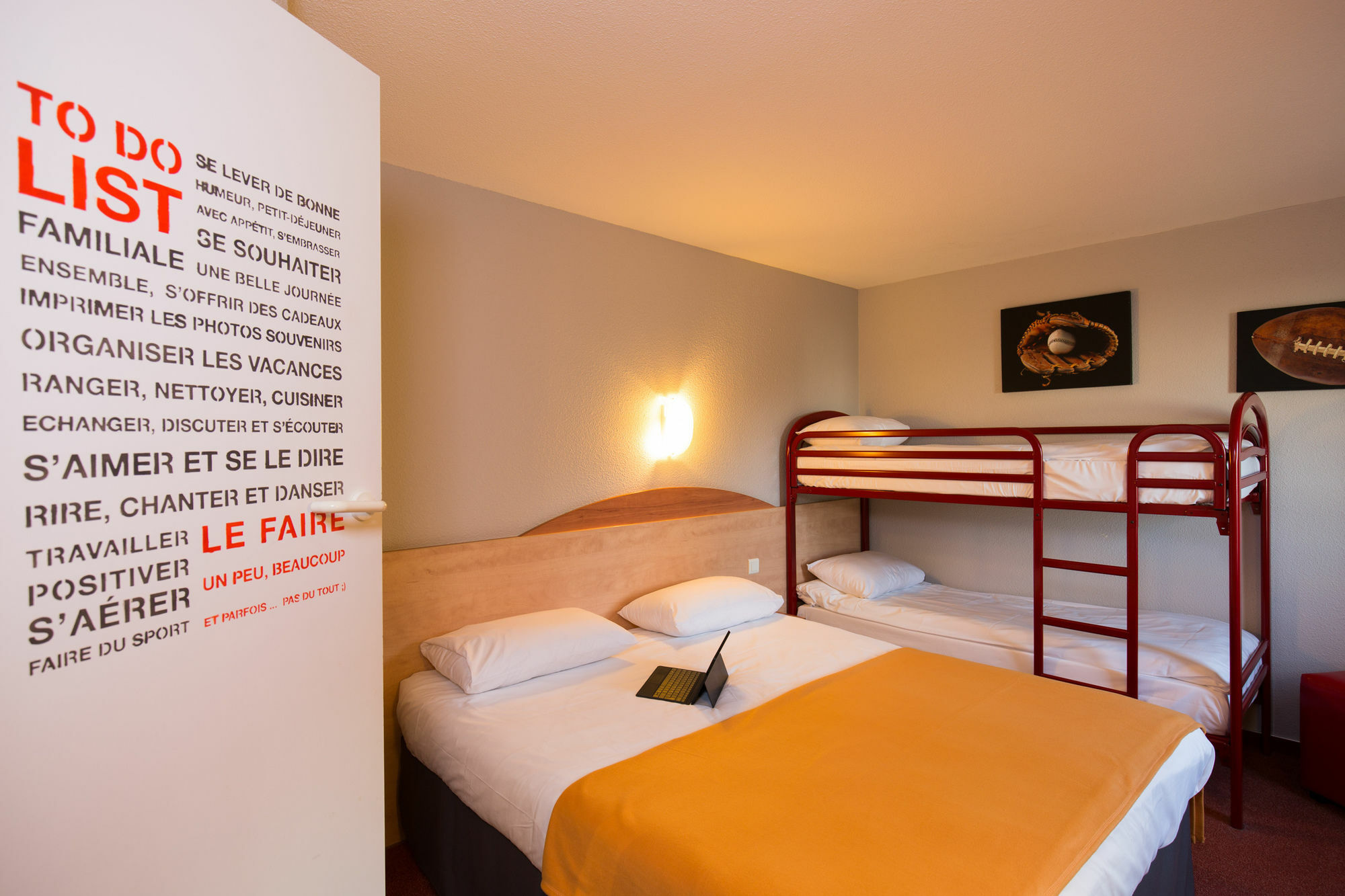 Kyriad Direct Orleans - La Chapelle St Mesmin Eksteriør bilde